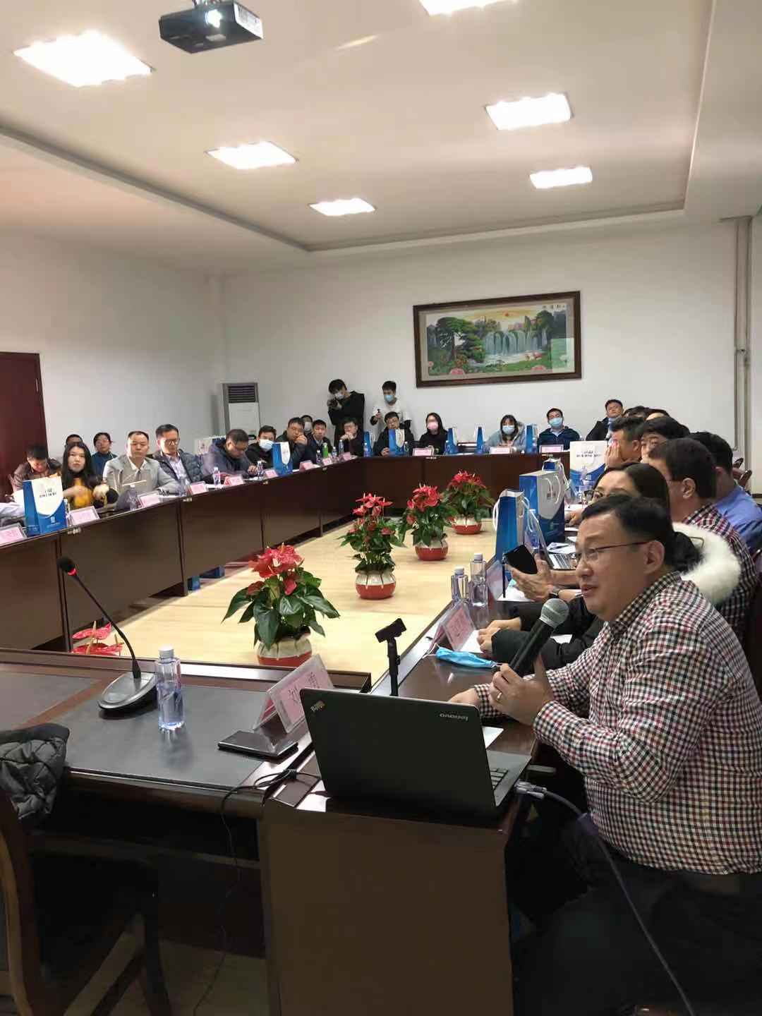行業融合 國產打印機研學之路——中國計算機行業協會耗材專委會與您走進大連中盈考察活動